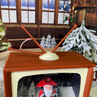 Retro Christmas TV Decoration with Santa & Snowfall Luxury Casa