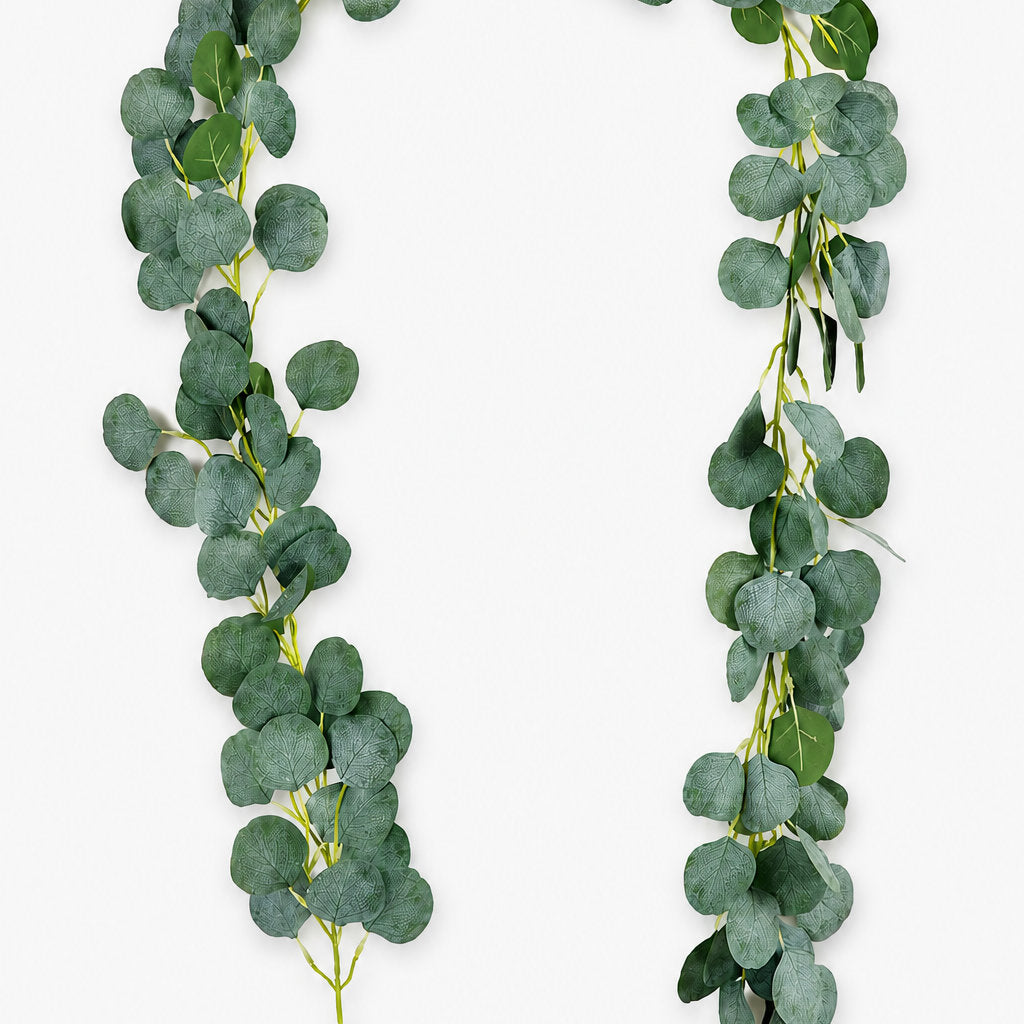 Artificial Silver Dollar Eucalyptus Garland