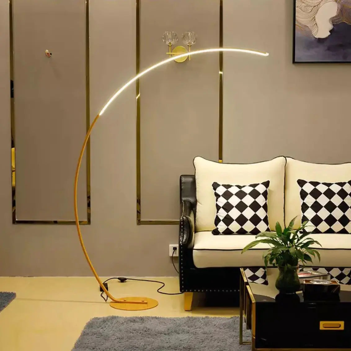 Golden Curvey Floor Lamp Luxury Casa