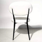 Minimalist Off-White Faux Leather Dining Chair – Sleek Black Metal Frame Luxury Casa
