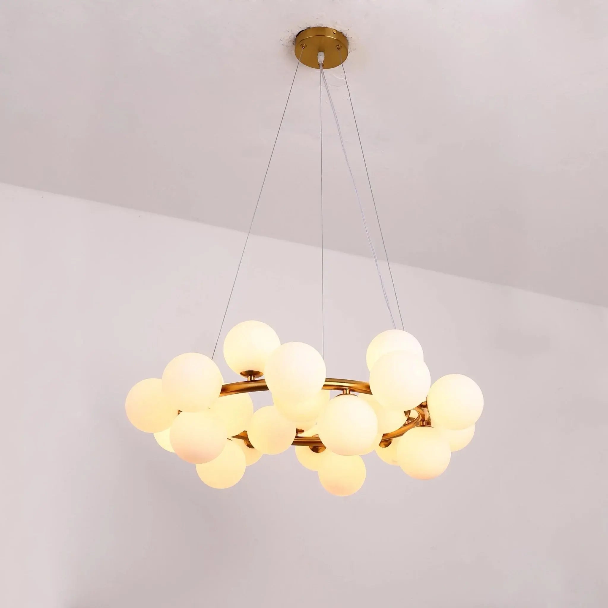 25 Stunning Bulbs Captivate In a Luxe Gold Setting Luxury Casa