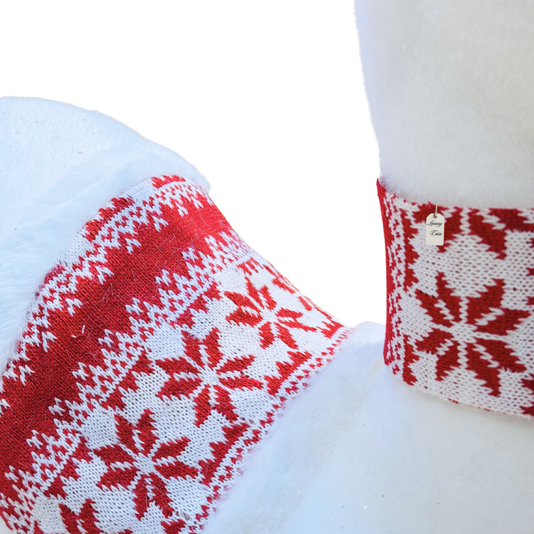 Reindeer with Antlers & Scarf Luxury Casa