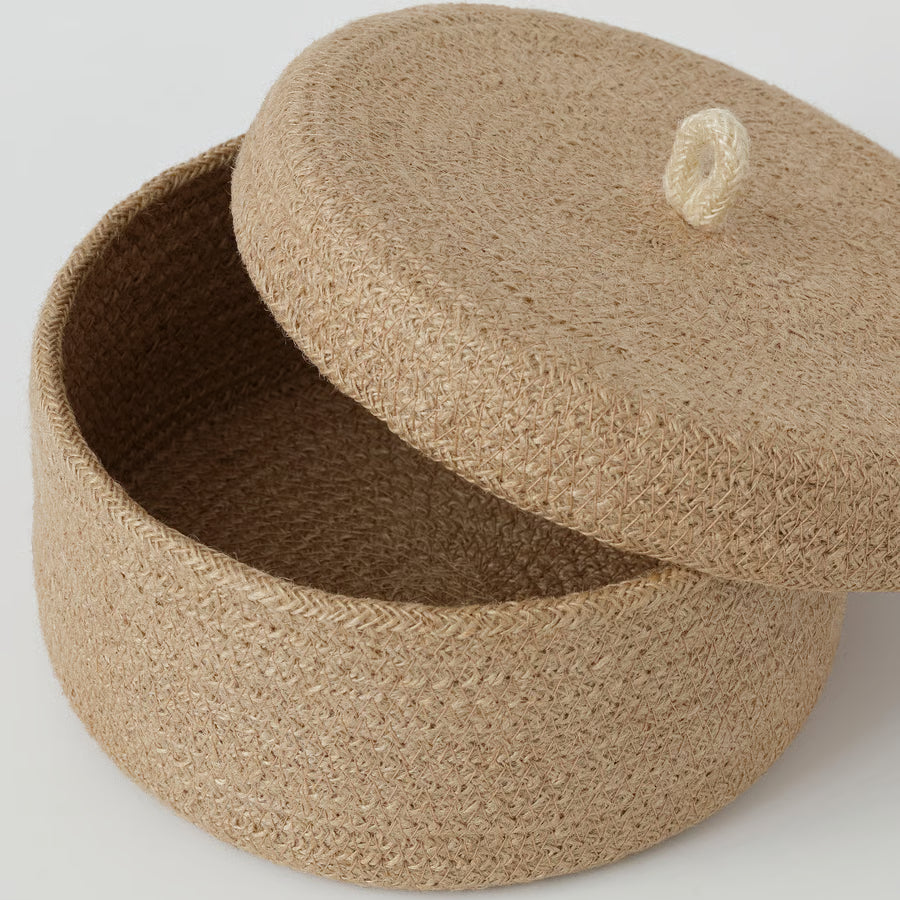 Round Jute Basket with Lid – Natural Luxury Casa