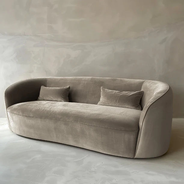 Curved Modern Sofa with Cushions – Elegant Contemporary Design Luxury Casa